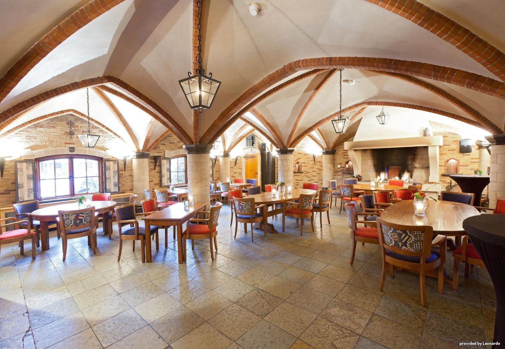 Hotel Restaurant De Zwaan Ралте Ресторан фото